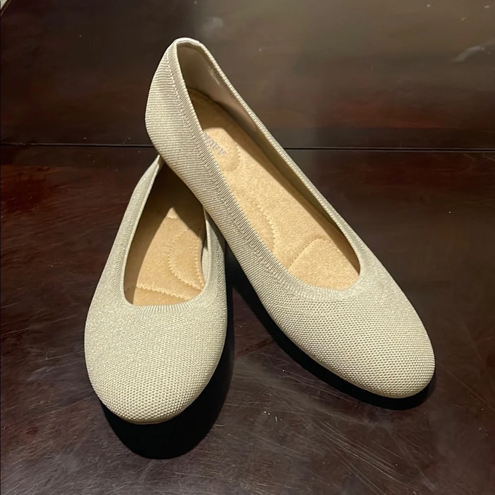 Old Navy Cream Loafers with Textured Fabric and Rounded‎ Toe